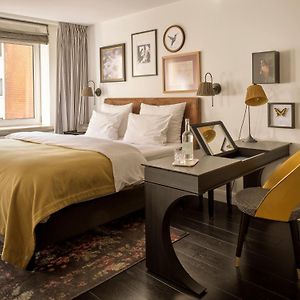 Supreme Kamer met een King Size Bed